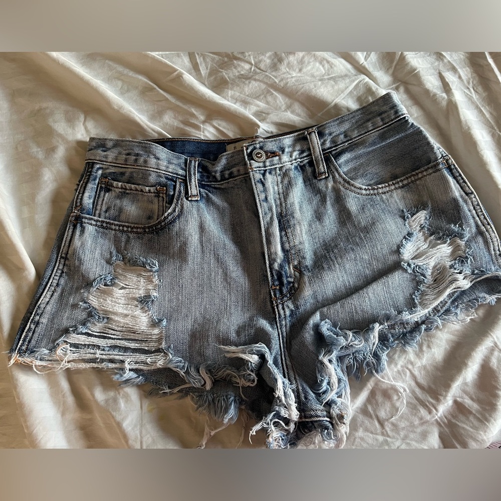 Hollister shorts size 11